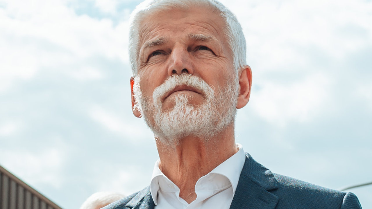 Prezident Petr Pavel to má zjevně pevně v rukou. A to i politicky.