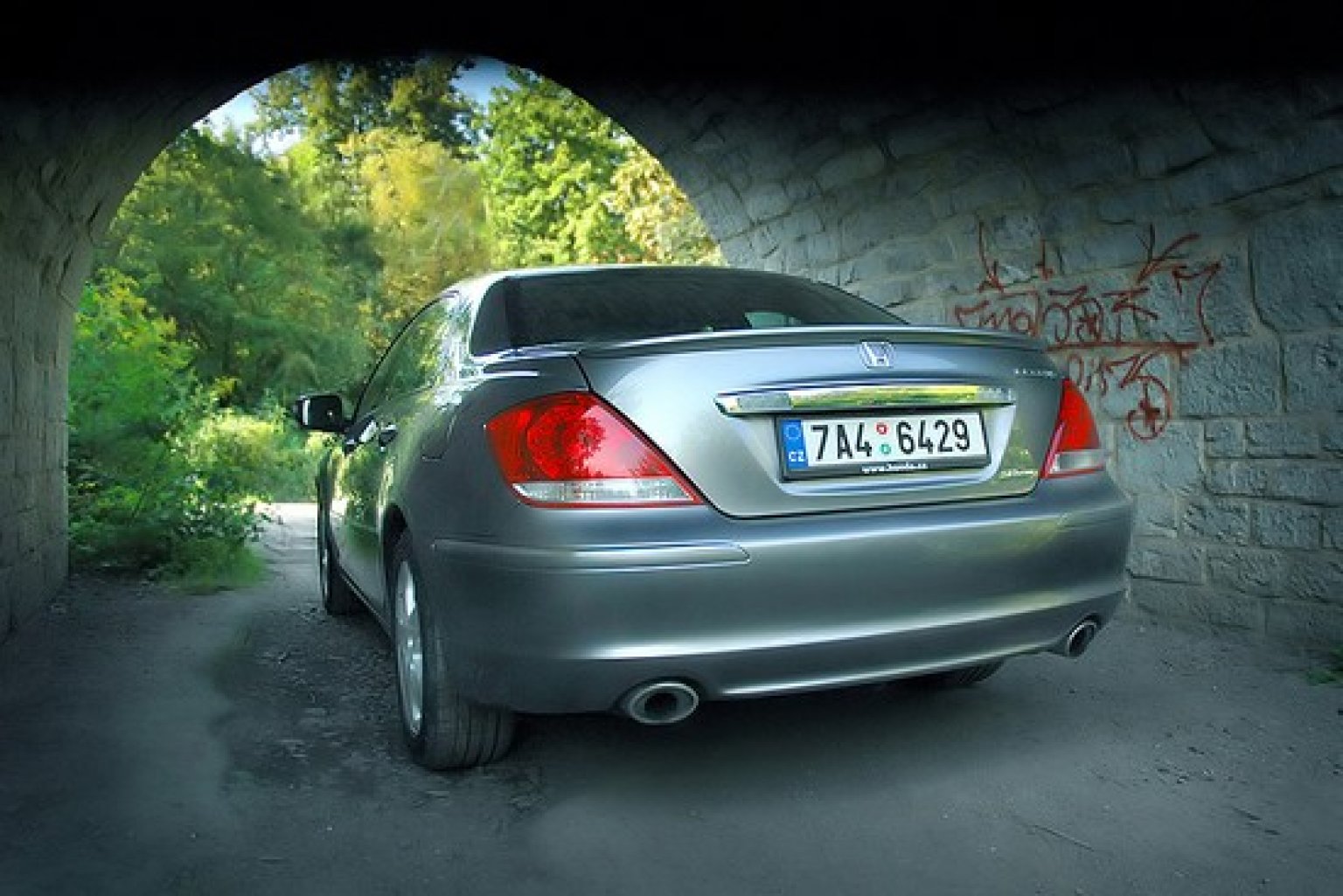 961320343_honda_legend_03_550x367_.jpg