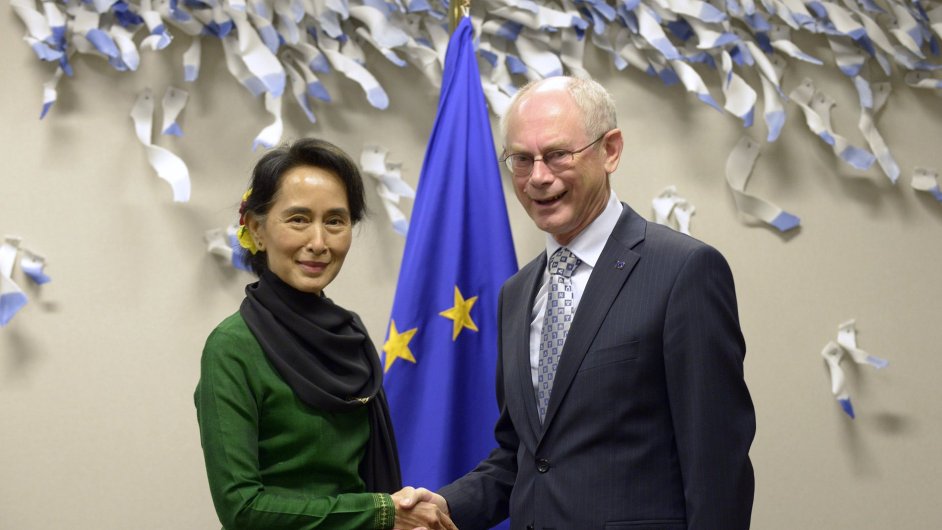 Su ij a prezident Evropsk komise Herman Van Rompuy