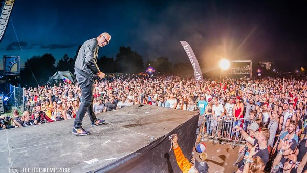 Na leto�n� ro�n�k festivalu Hip Hop Kemp dorazilo 23 tis�c lid�.