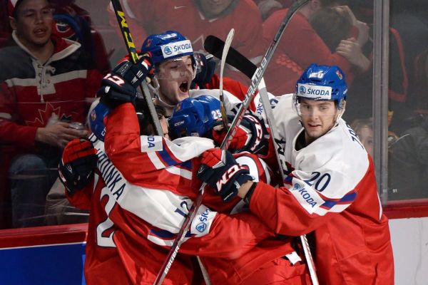 �e&scaron;i se proti Kanad� radovali t�ikr&aacute;t.