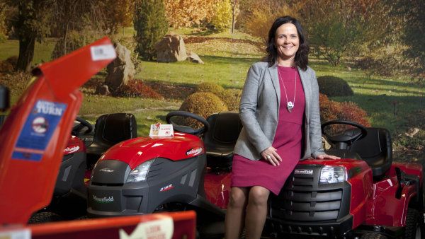 Vlastn&iacute;k z Asie neznamen&aacute;, �e v&scaron;echno zbo�&iacute; bude z �&iacute;ny, �&iacute;k&aacute; nov&aacute; &scaron;&eacute;fka Mountfieldu