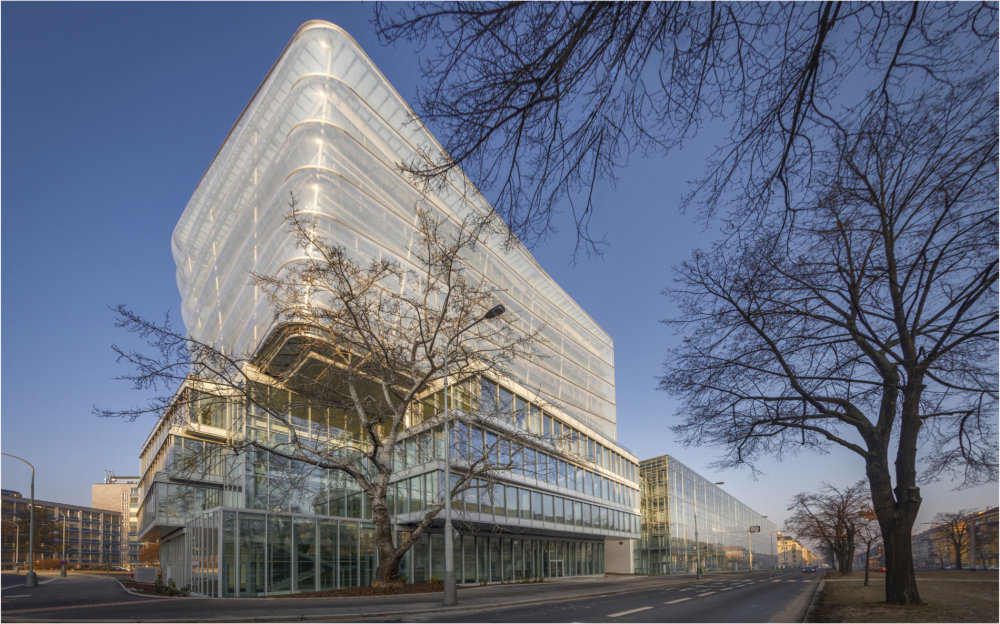 Český institut informatiky, robotiky a kybernetiky ČVUT v Praze / Petr Franta architekti & Assoc. (2016)