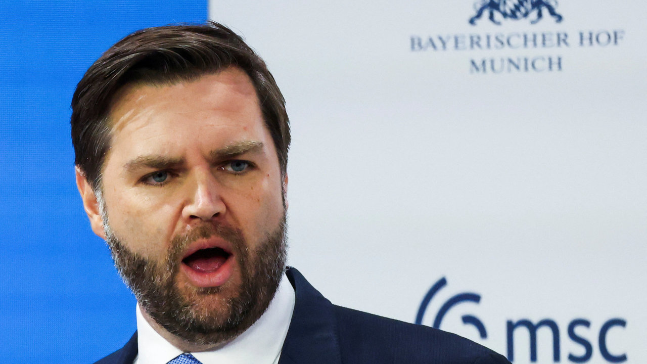J. D. Vance pouoval v Mnichov Evropany o demokracii
