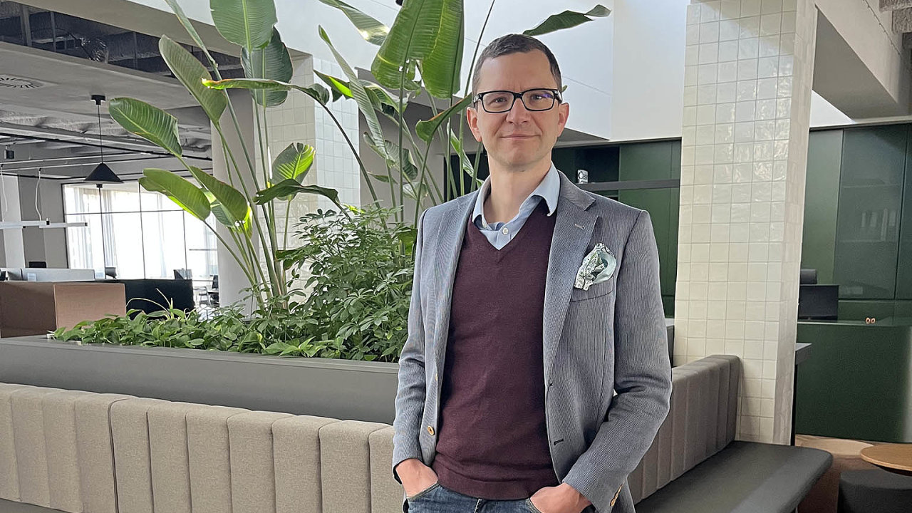 Jan H�bner, partner a��editel industri�ln�ho developmentu spole�nosti Contera