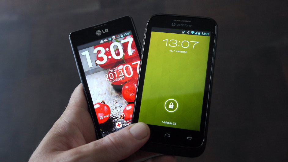 Vodafone Smart III a LG Optimus L5 II
