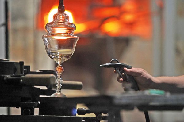 ... d�&iacute;ve to bylo sklo.