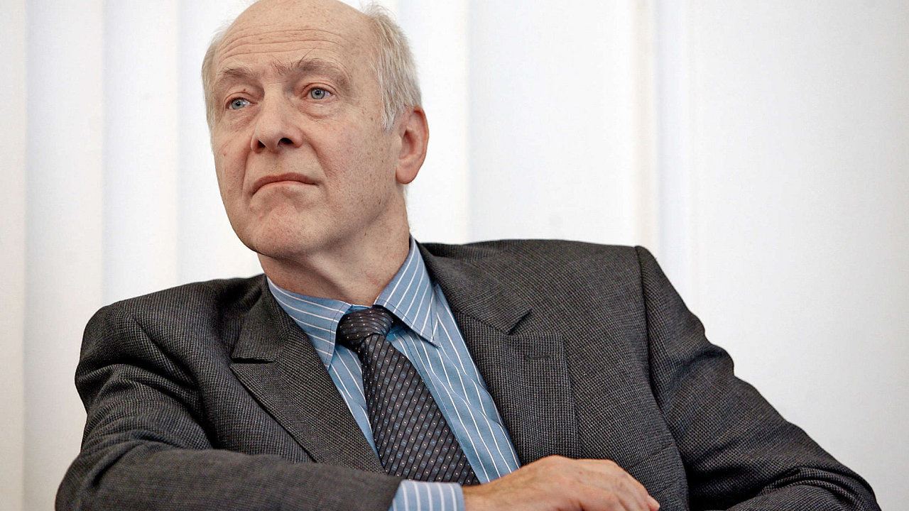 Politolog Jacques Rupnik na Foru 2000 ped dvma roky