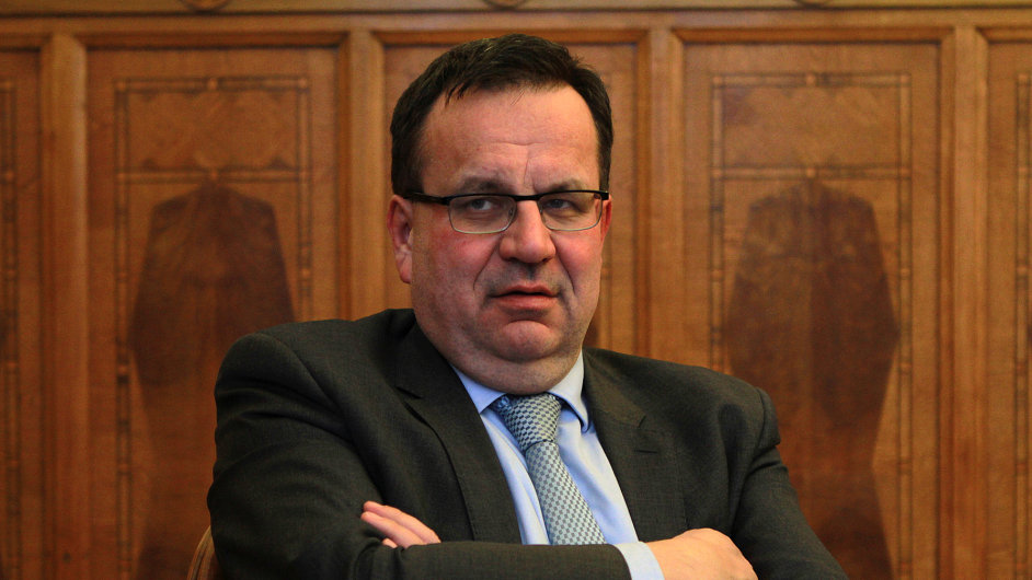 Ministr prùmyslu a obchodu Jan Mládek (ÈSSD)