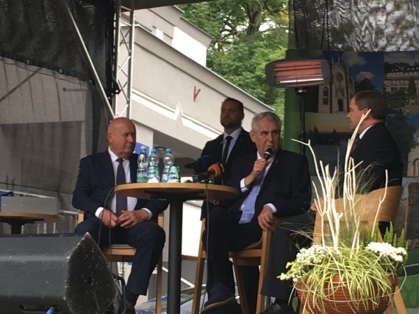 Milo&scaron; Zeman v Dub&iacute;