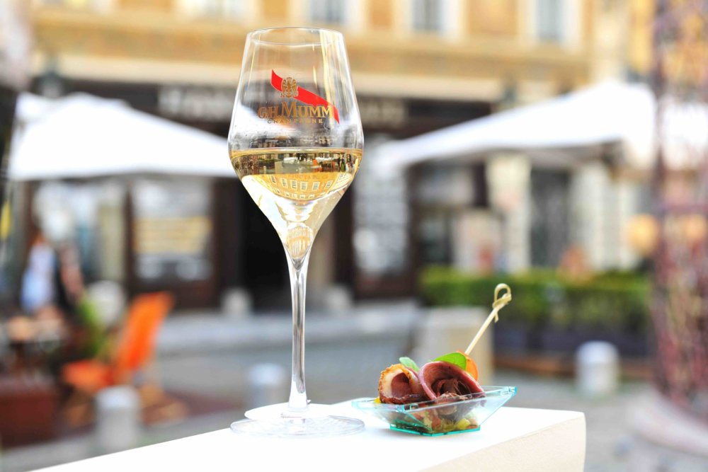 Mumm pop-up v centru Prahy