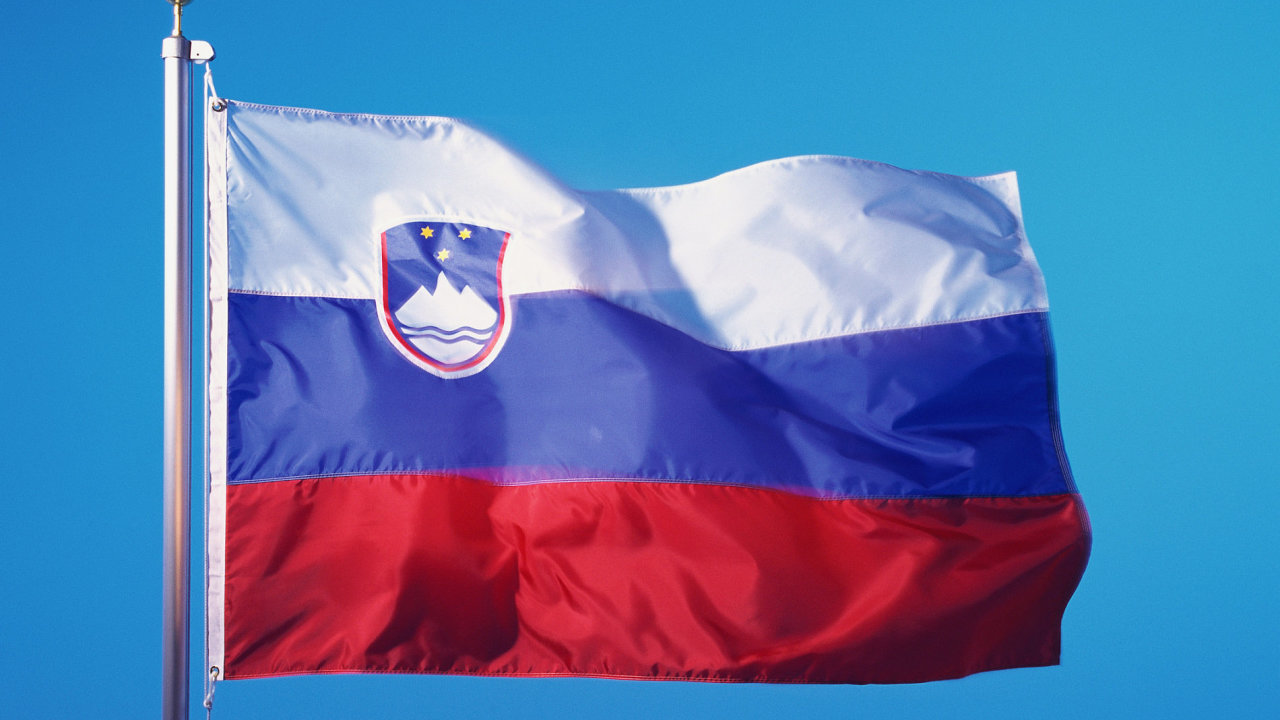 Slovinsk vlajka