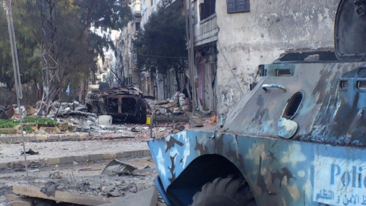 Znien armdn vozy po bojch v Homsu