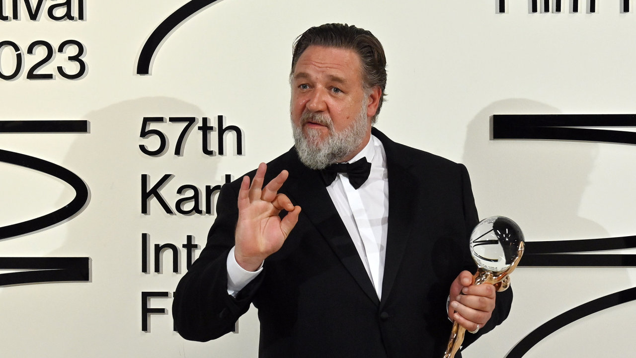 V Karlovch Varech 30. ervna 2023 zaal 57. ronk mezinrodnho filmovho festivalu. Na snmku je Russell Crowe.