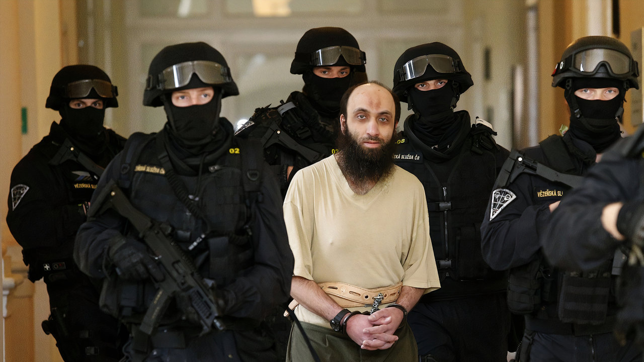 Samer Shehadeh byl v �noru roku 2020 odsouzen k deseti let�m v�zen� za ��ast...
