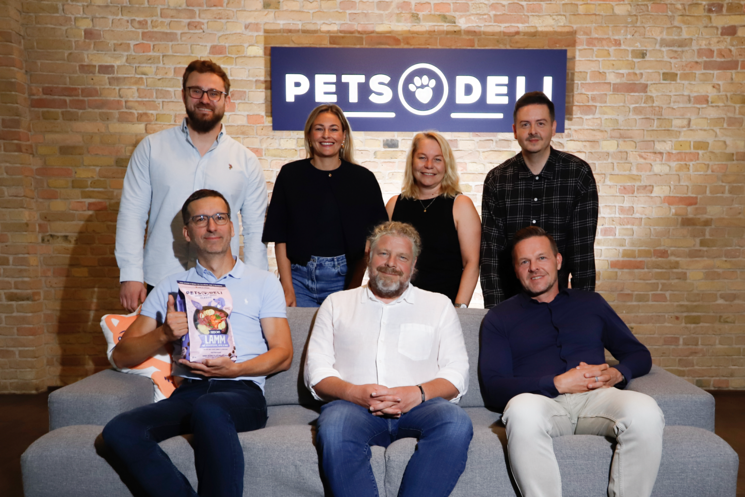 Pascal H�nle (Pets Deli), Tania Moser (Pets Deli), Karol�na ��pov� (Vafo),...