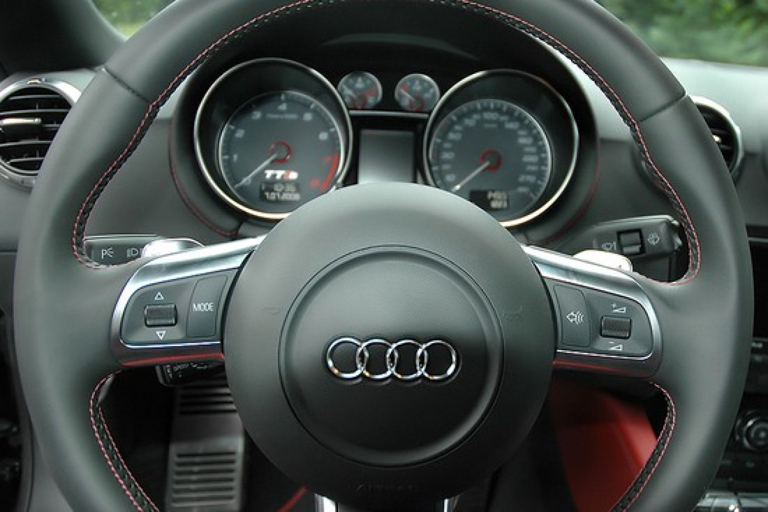 audi_tts_08__550x367_.jpg