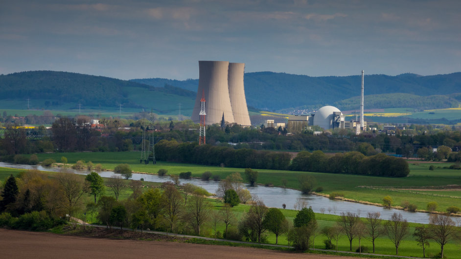 Jaderná elektrárna v Dolním Sasku.