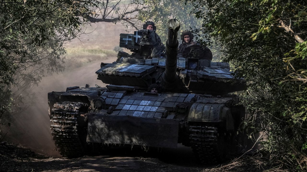 Ukrajina, tank, vlka