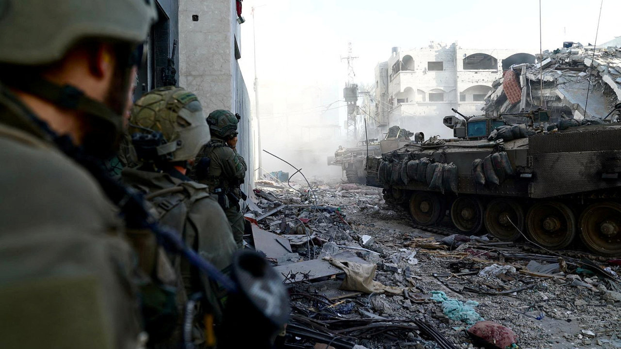 Izraelt vojci v Psmu Gazy