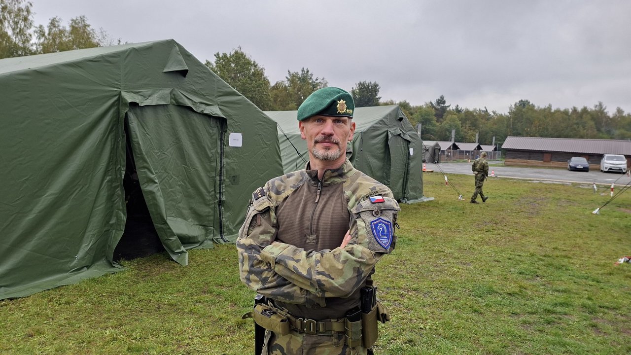 Bojujeme nejprve o hlavu vojáka, říká plukovník Ivo Zelinka, velitel 91....