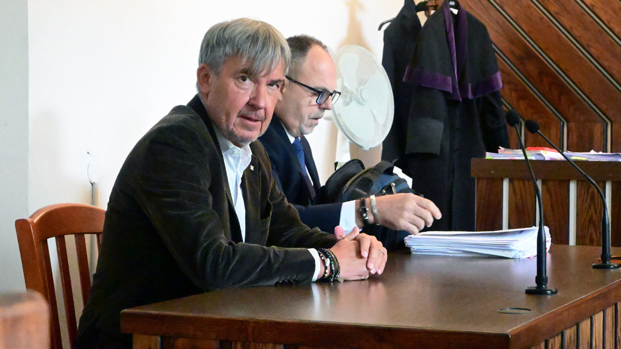 B�val� ��f majetkov�ho odboru pra�sk�ho magistr�tu z dob Pavla B�ma Peter...