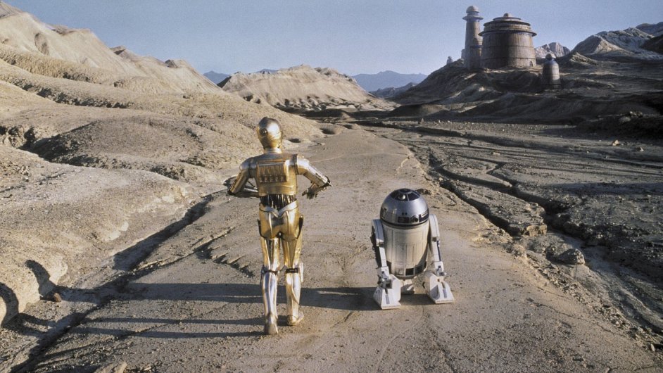 Robot R2D2 (vpravo) figuruje v objevench vystiench scnch z Nvratu Jediho