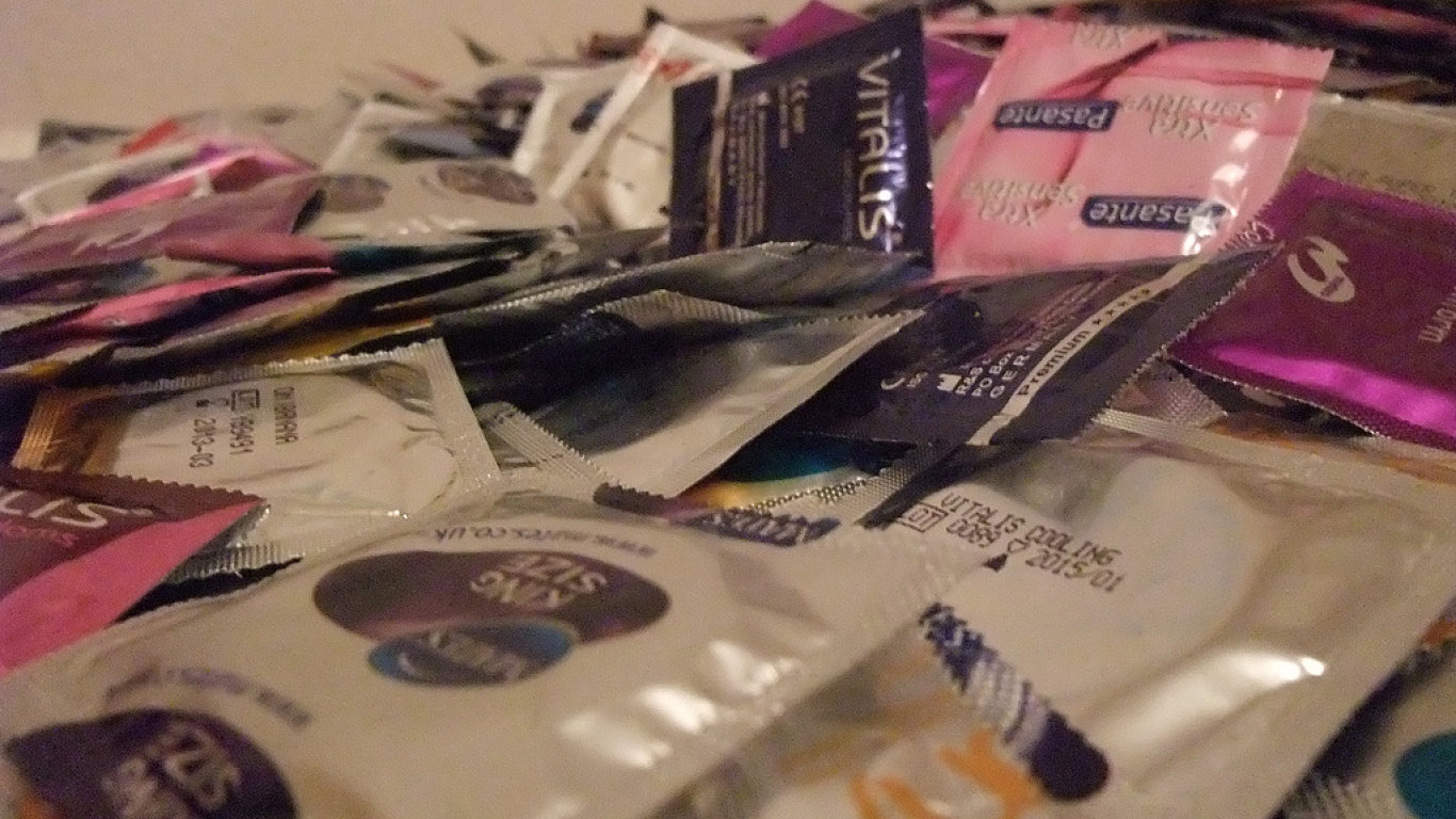 Kondomy.
