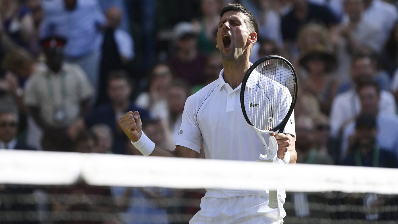 Novak Djokoviæ vyhrál Wimbledon už posedmé.