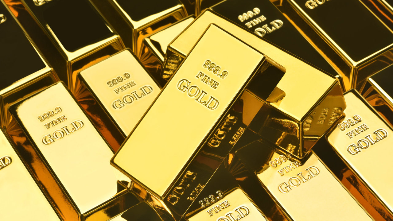 Zlato je tradin povaovno za investici chrnc proti inflaci.