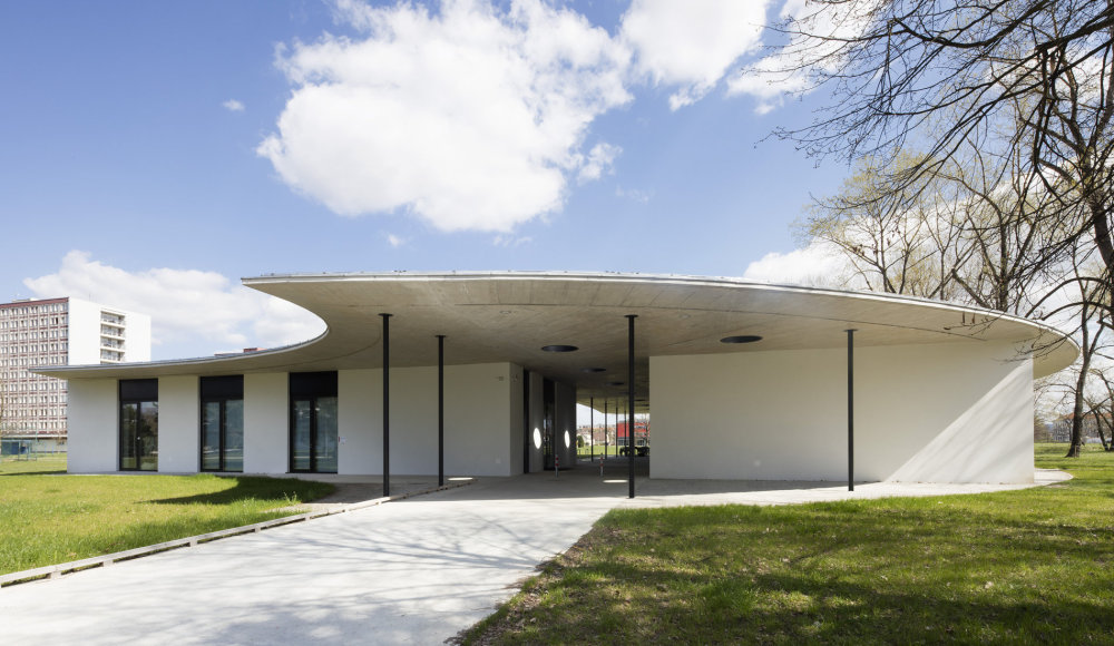 Studentský klub, České Budějovice / Ateliér Dvořák architekti (2016)