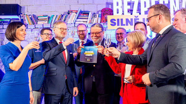 Hybrid pro Vrecionovou, spalovák pro Vondru a jedem! Hlavně kroužkovat ódeesáky, zaznělo v Berouně