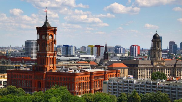 N�mecko, Berl�n, Rotes Rathaus