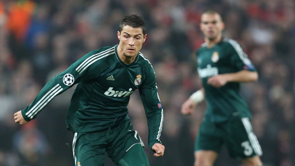 Cristiano Ronaldo v utkn Ligy mistr proti Manchesteru United