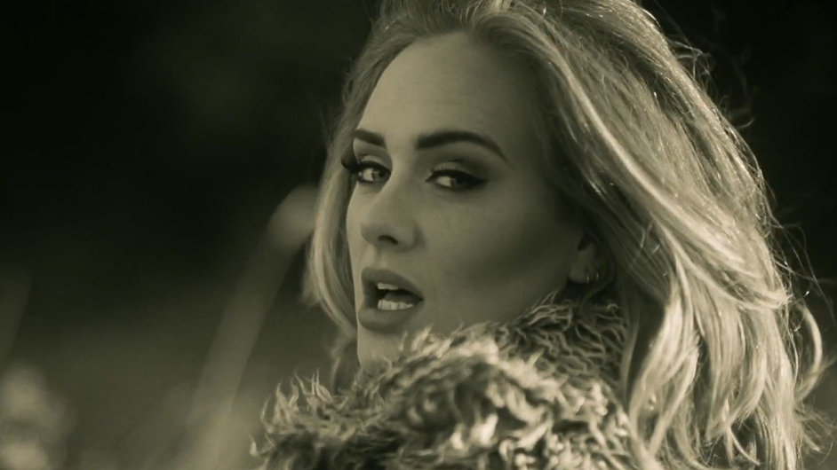 Videoklip pro Adele natoil Xavier Dolan, autor oceovanho filmu Mommy.