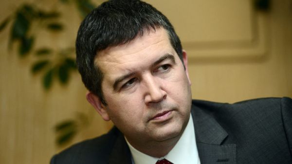 Babi&scaron; ve vl&aacute;d� je z&aacute;sadn&iacute; probl&eacute;m, podpora SPD nep�ijateln&aacute;, �&iacute;k&aacute; Ham&aacute;�ek po jedn&aacute;n&iacute; s ANO