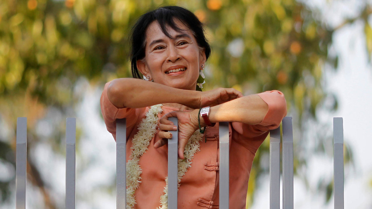 Su Ťij byla neznámější barmskou disidentkou. V domácím vězení strávila 15 let. Získala i Nobelovu cenu míru.