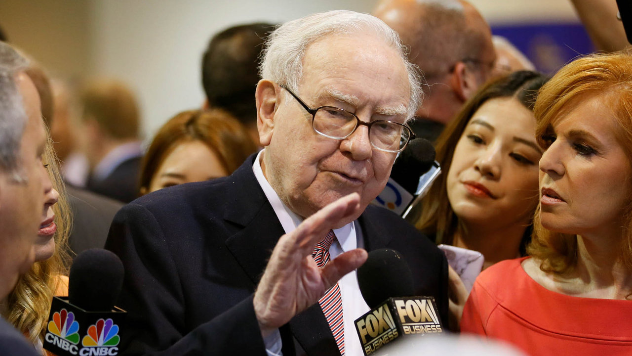 Konglomert Berkshire Hathaway, kter d Warren Buffett, vminulm tvrtlet koupil 18,9 milionu kus akci izraelsk farmaceutick firmy Teva.