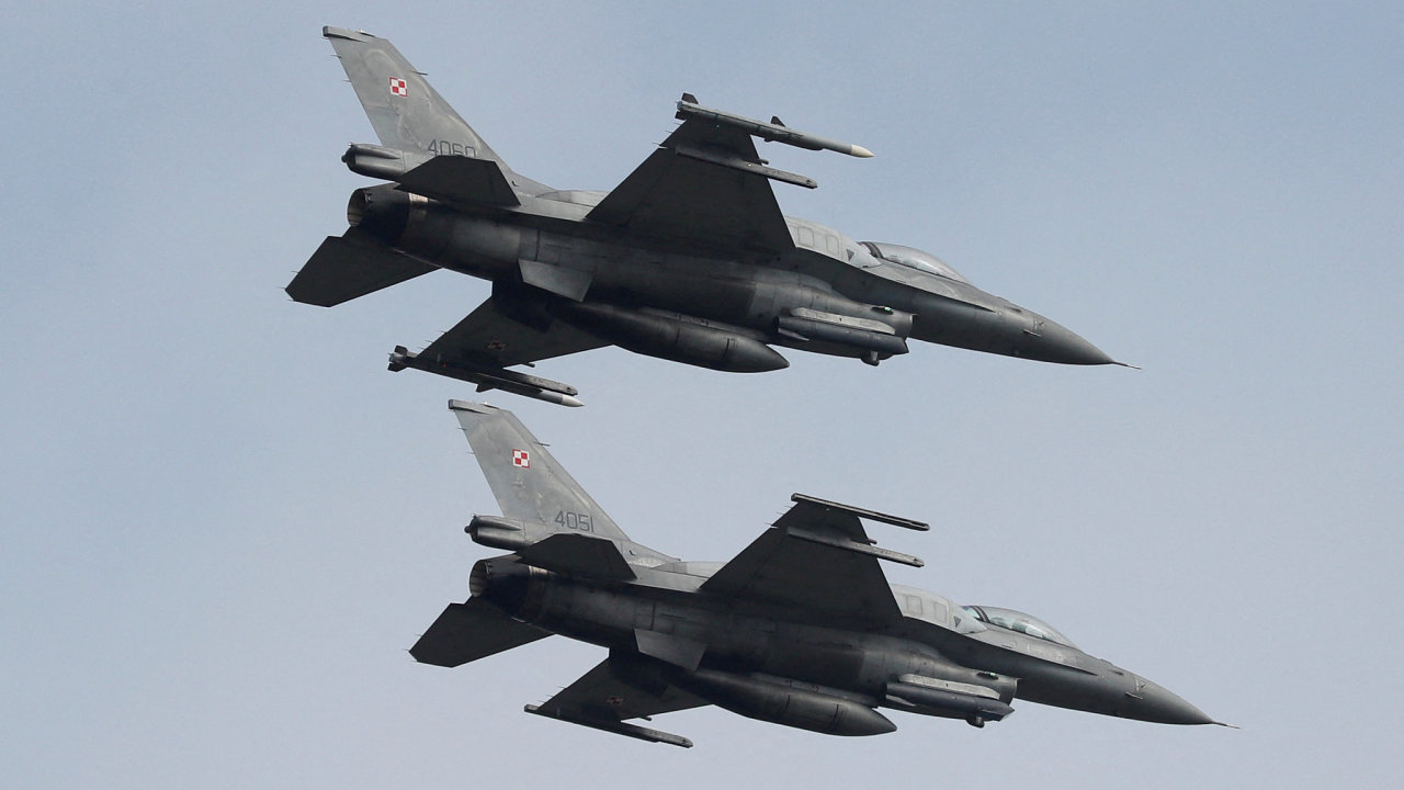 F-16, Polsko