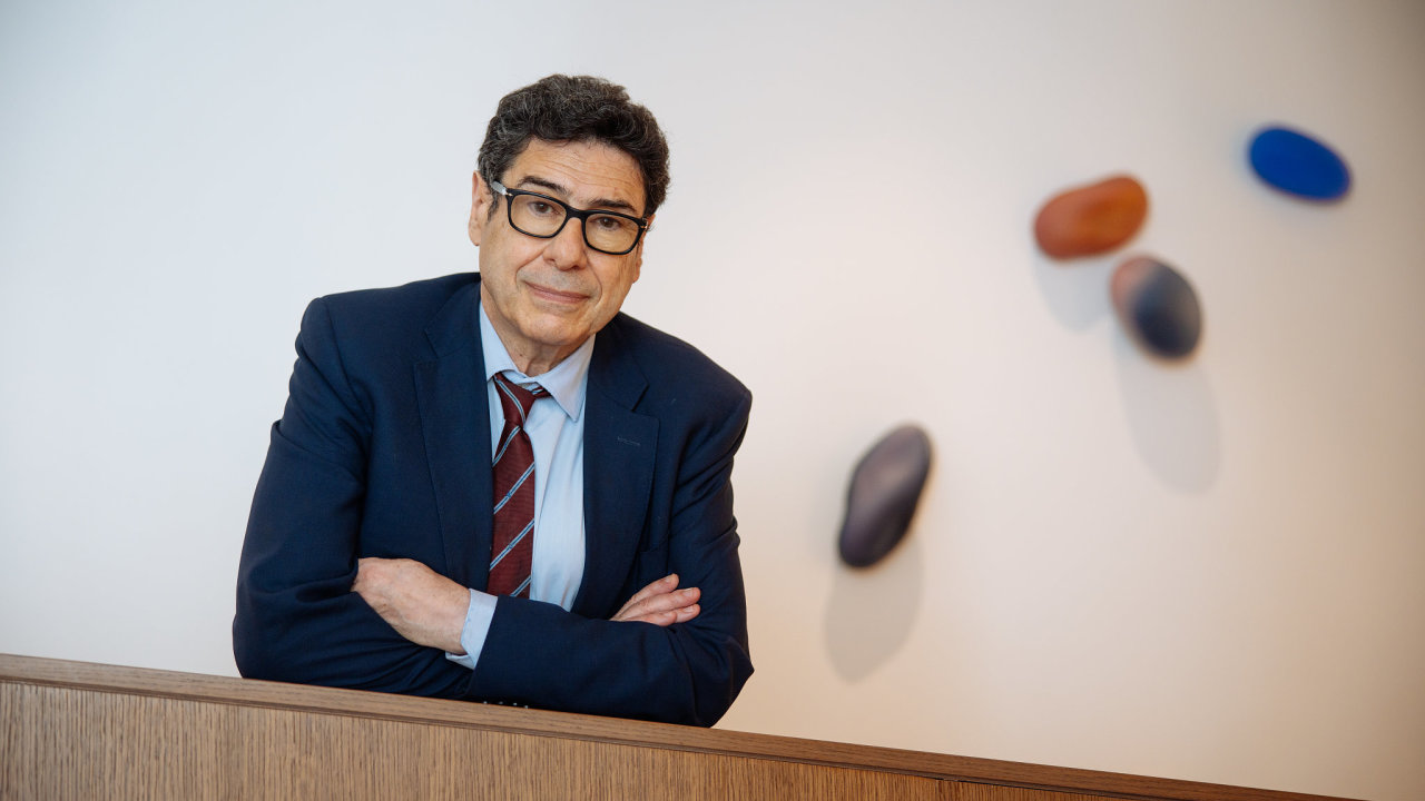 Philippe Aghion, aktu�ln� dr�itel Nobelovy ceny za ekonomii.