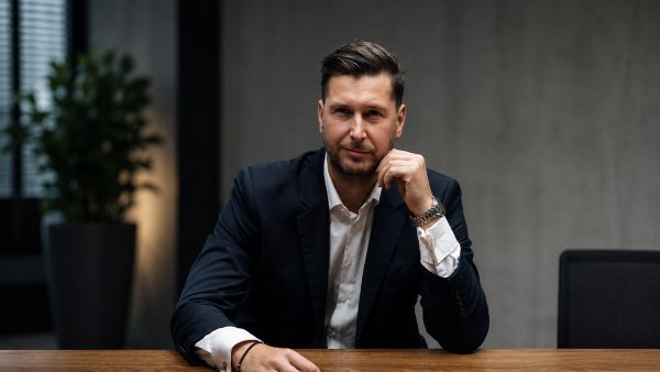 Tom� Kostka