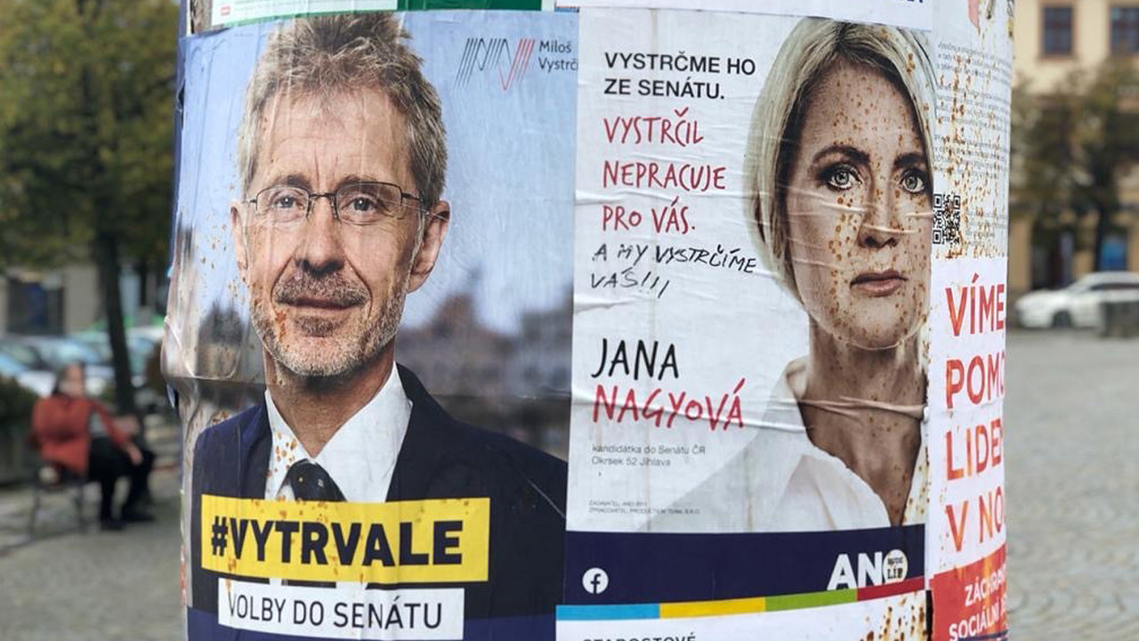 Pøedvolební plakáty v Jihlavì
