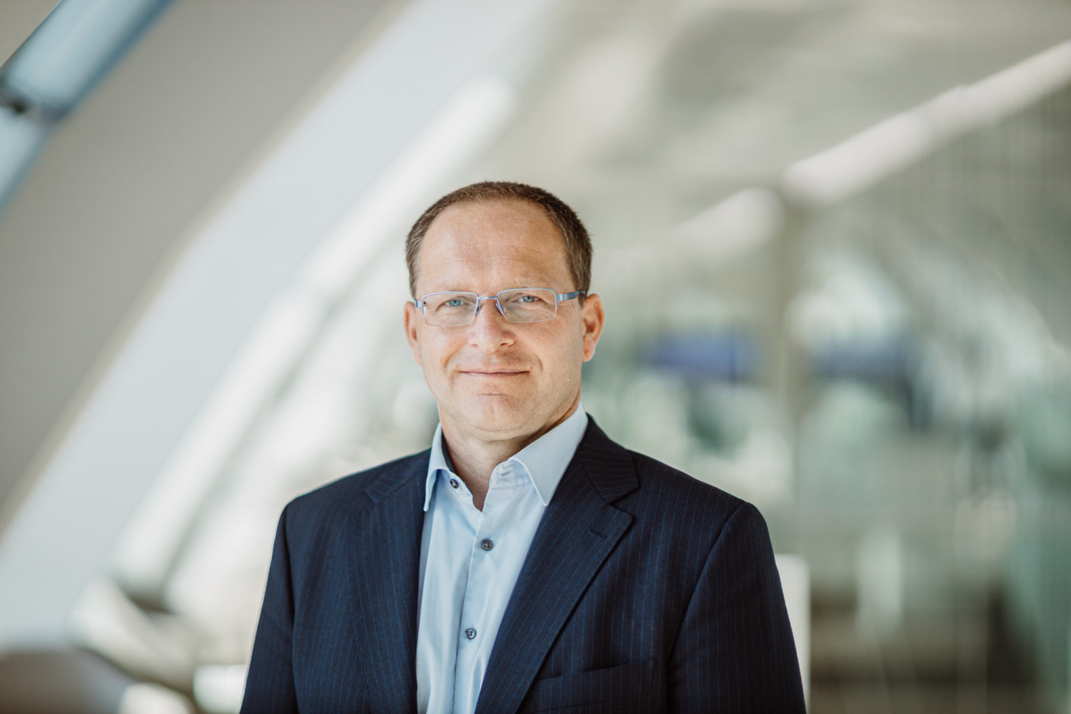 Radek Laštovička, senior manažer v oddělení consultingu pro finanční instituce, EY. Radek Laštovička, senior manažer v oddělení consultingu pro finanční instituce, EY.