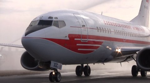 Boeing 737-555 ČSA v retro stylu z 60. let