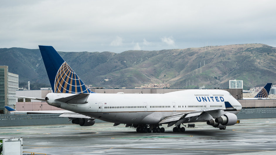 Boeing 747 společnosti United Airlines