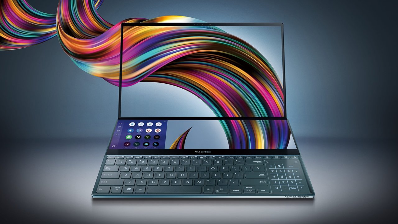 ZenBook Pro Duo je futuristick a nabz vce prostoru pro obraz, mn pro ruce.