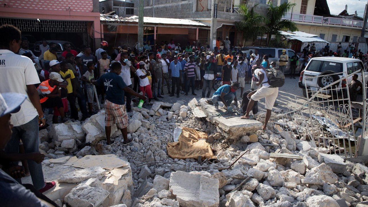 Nsledky zemtesen na Haiti.