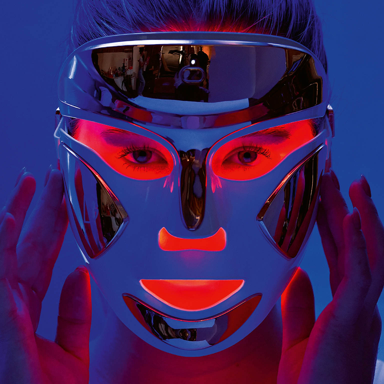 LED maska pro dom�c� sv�telnou terapii obli�eje Dr Dennis Gross DRx SpectraLite FaceWare Pro