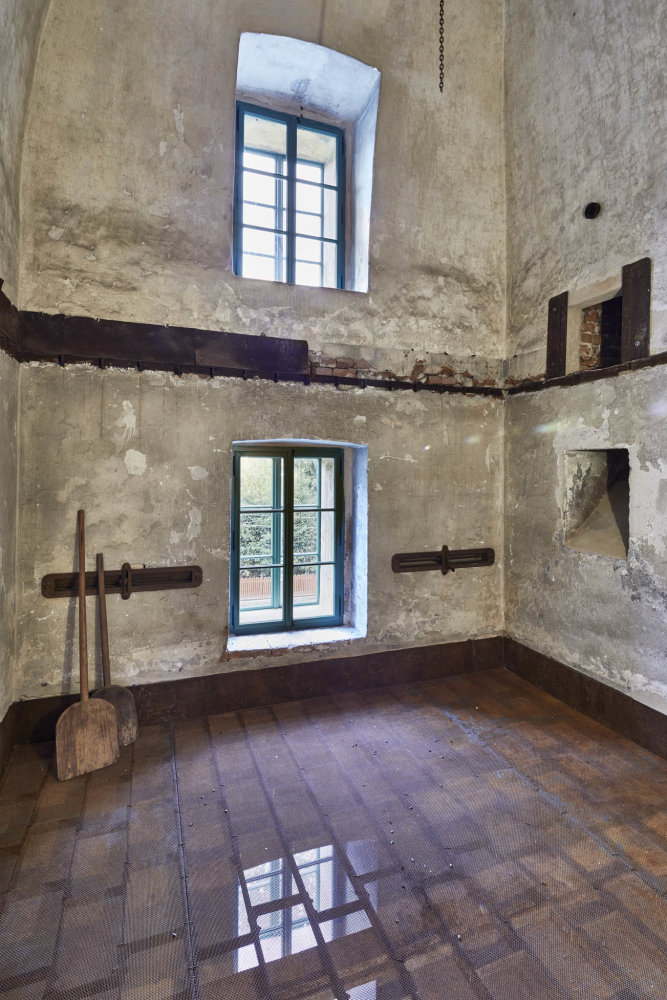 Na začátku byla potřeba manželů Prouzových zachránit nějakou památku a udělat si architektonickou realizaci podle sebe, ne podle pokynů investorů.