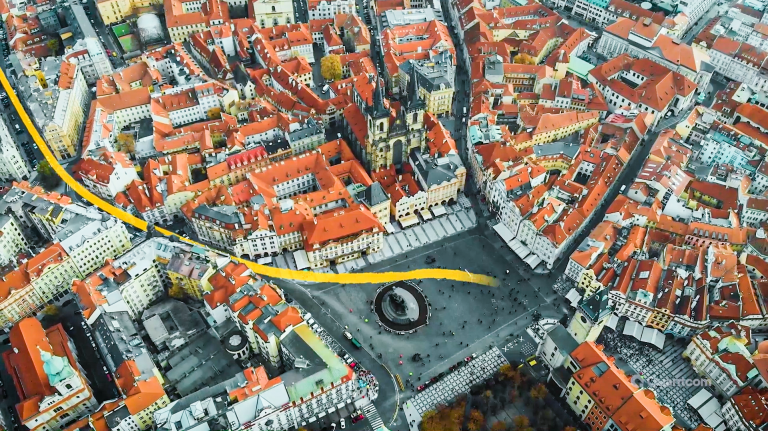 Komer�n� �l�nek